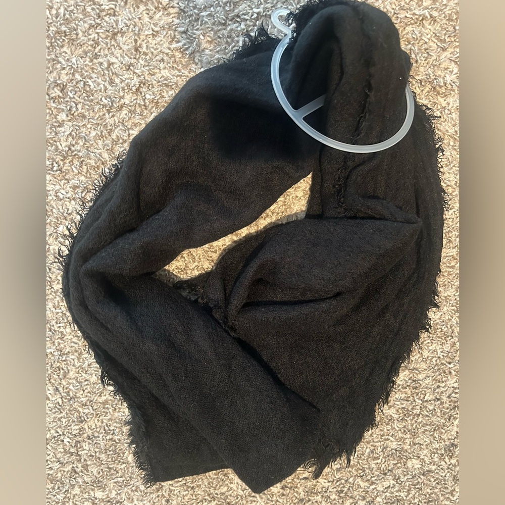 Black scarf